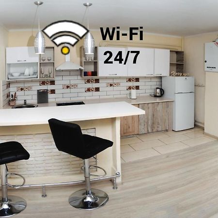Ferienwohnung Залізнична 49 "Хочу Цю!" Iwano-Frankiwsk Exterior foto