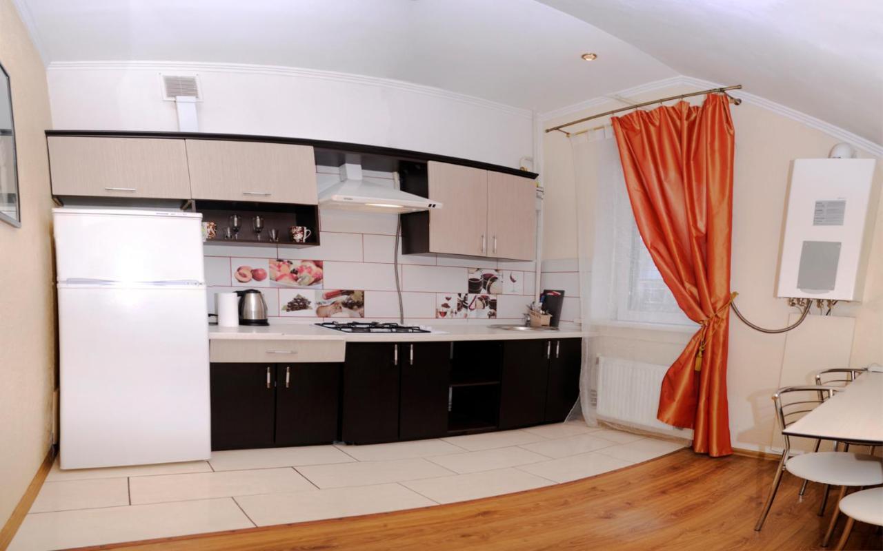 Ferienwohnung Залізнична 49 "Хочу Цю!" Iwano-Frankiwsk Exterior foto